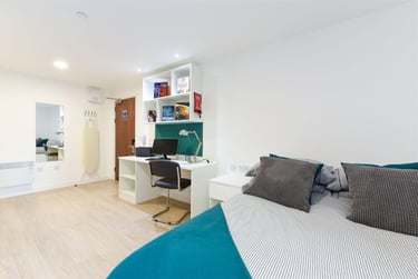 1 bed studio, Vincents Walk, City Centre, Southampton, SO141JY - Image 4